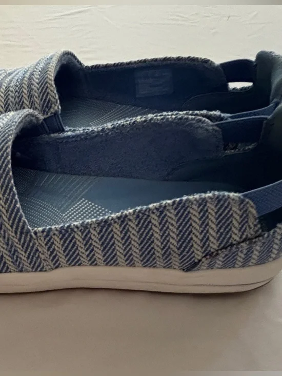 Clarks Blue and White Striped Cloudsteppers Slip-Ons - Picture 5 of 7